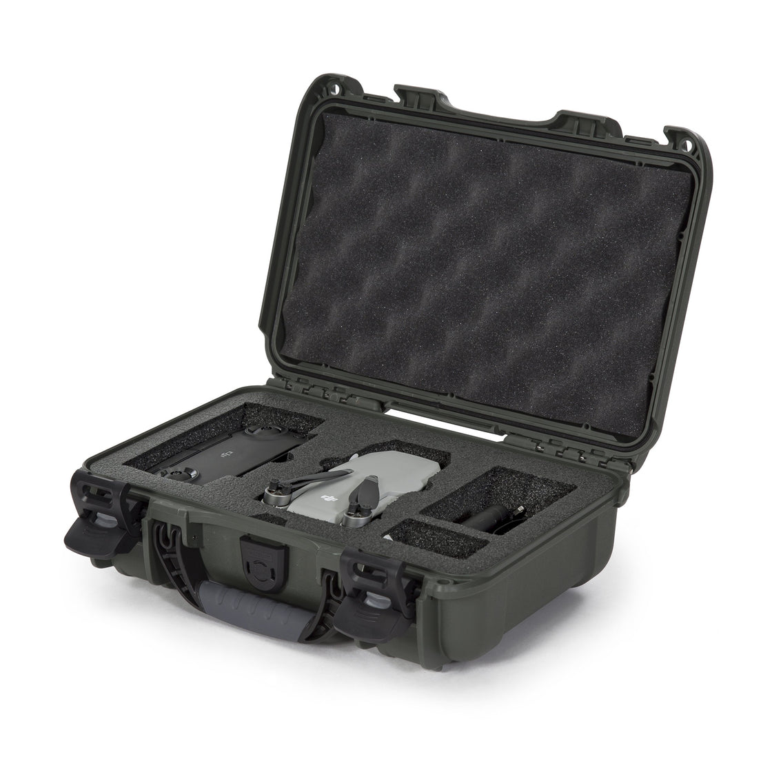 nanuk 908 waterproof hard case with padded dividers black
