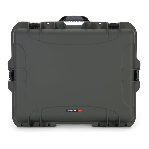 nanuk 938 waterproof hard case with wheels and foam insert black