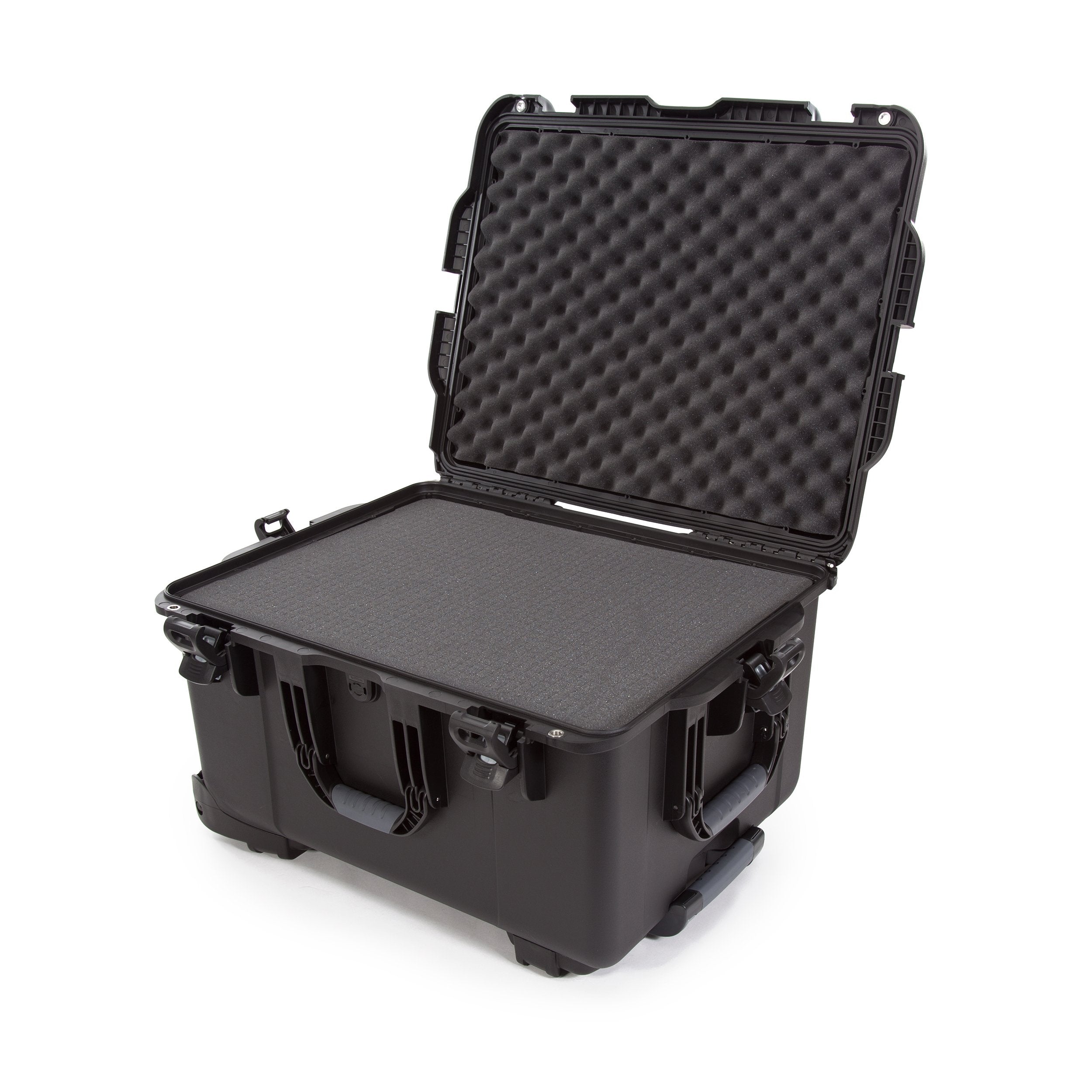 nanuk 950 waterproof hard case with wheels and foam insert graphite