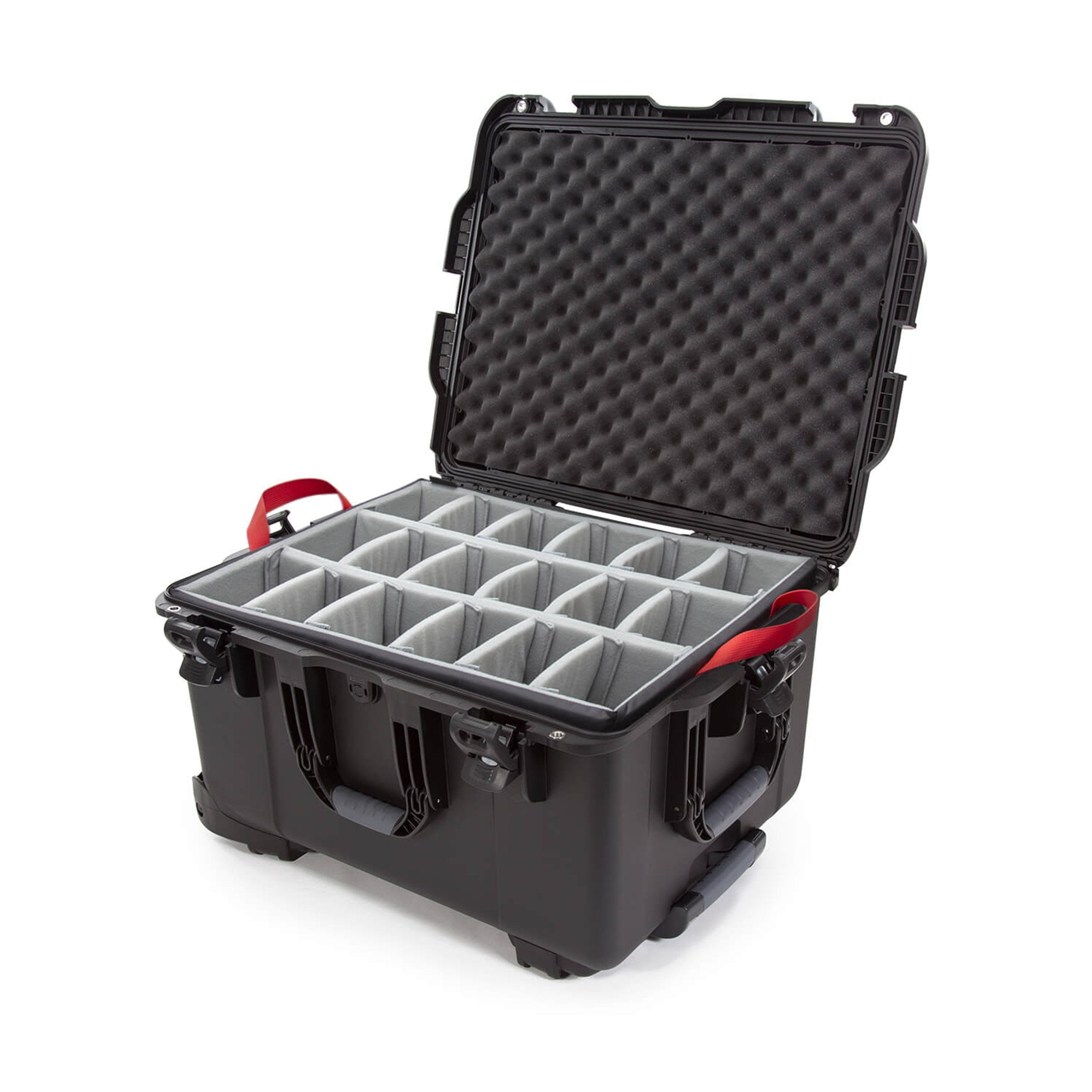 nanuk 950 waterproof hard case with wheels and padded dividers graphite