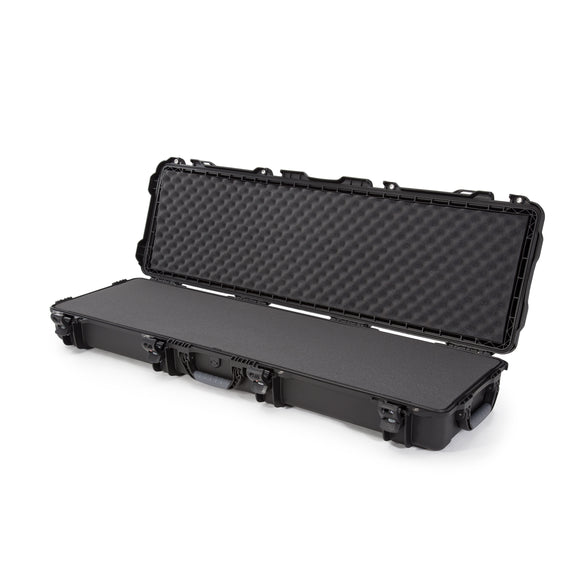 nanuk 963 waterproof hard case with wheels and padded divider black